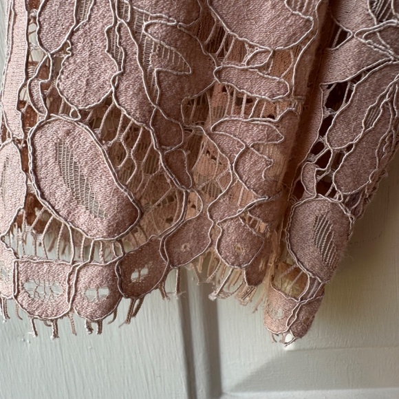White House Black Market Lace Cold Shoulder 3/4 Sleeve Blush Rose Blouse.Size S - Picture 9 of 16